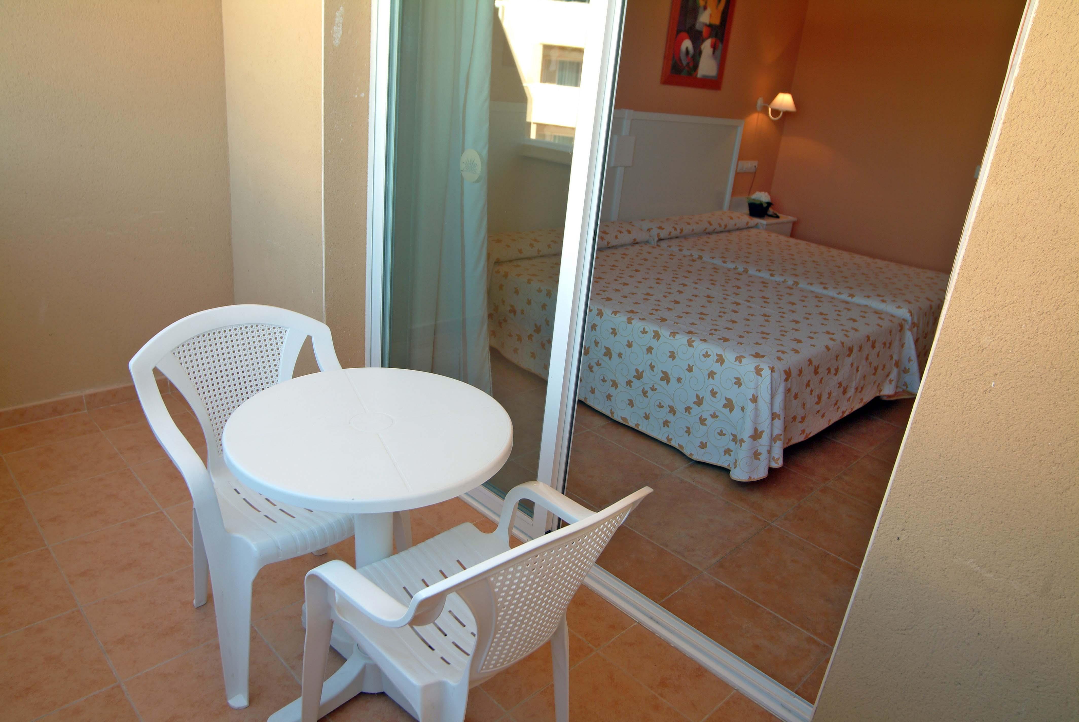Ohtels La Hacienda Hotel La Pineda Buitenkant foto