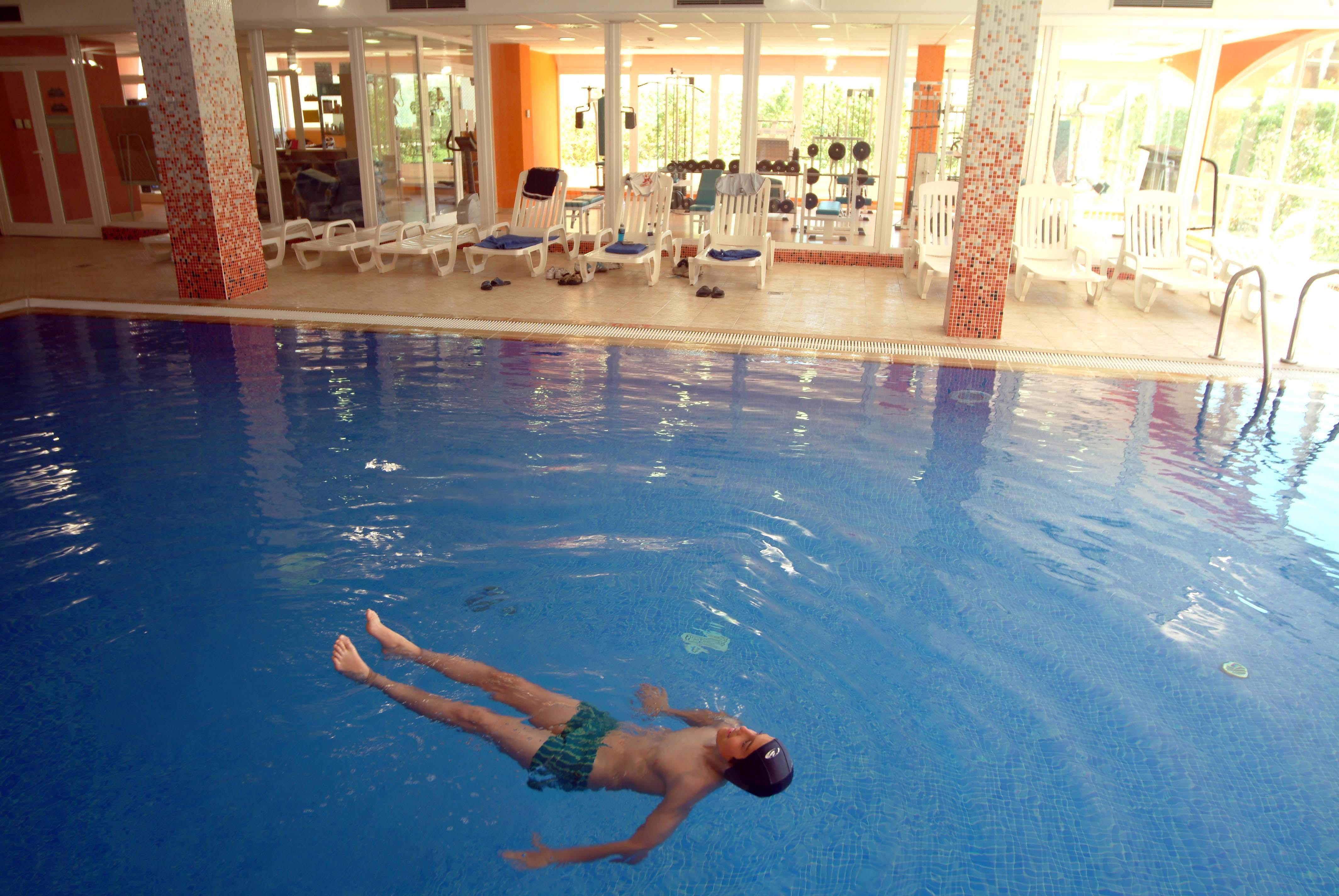 Ohtels La Hacienda Hotel La Pineda Buitenkant foto