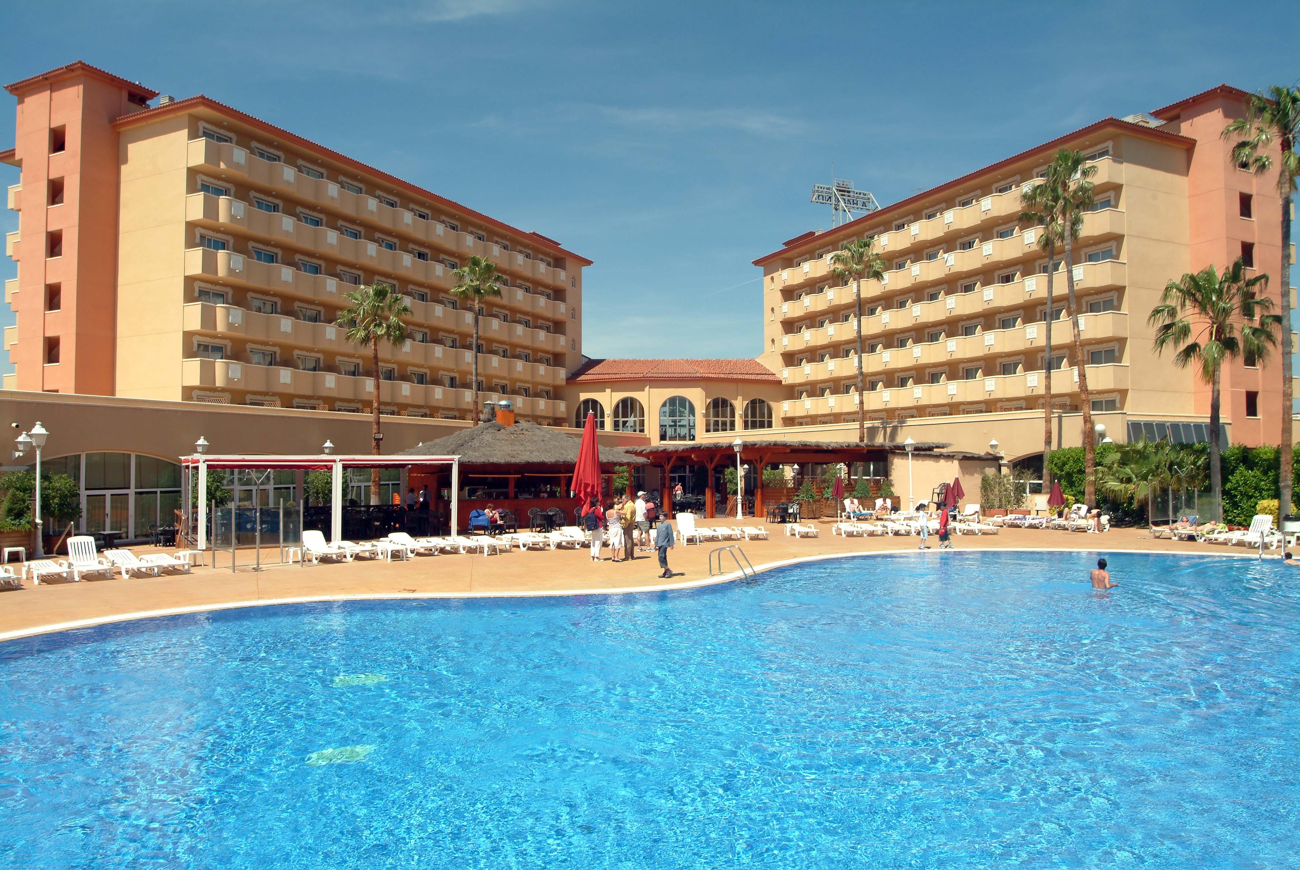 Ohtels La Hacienda Hotel La Pineda Buitenkant foto
