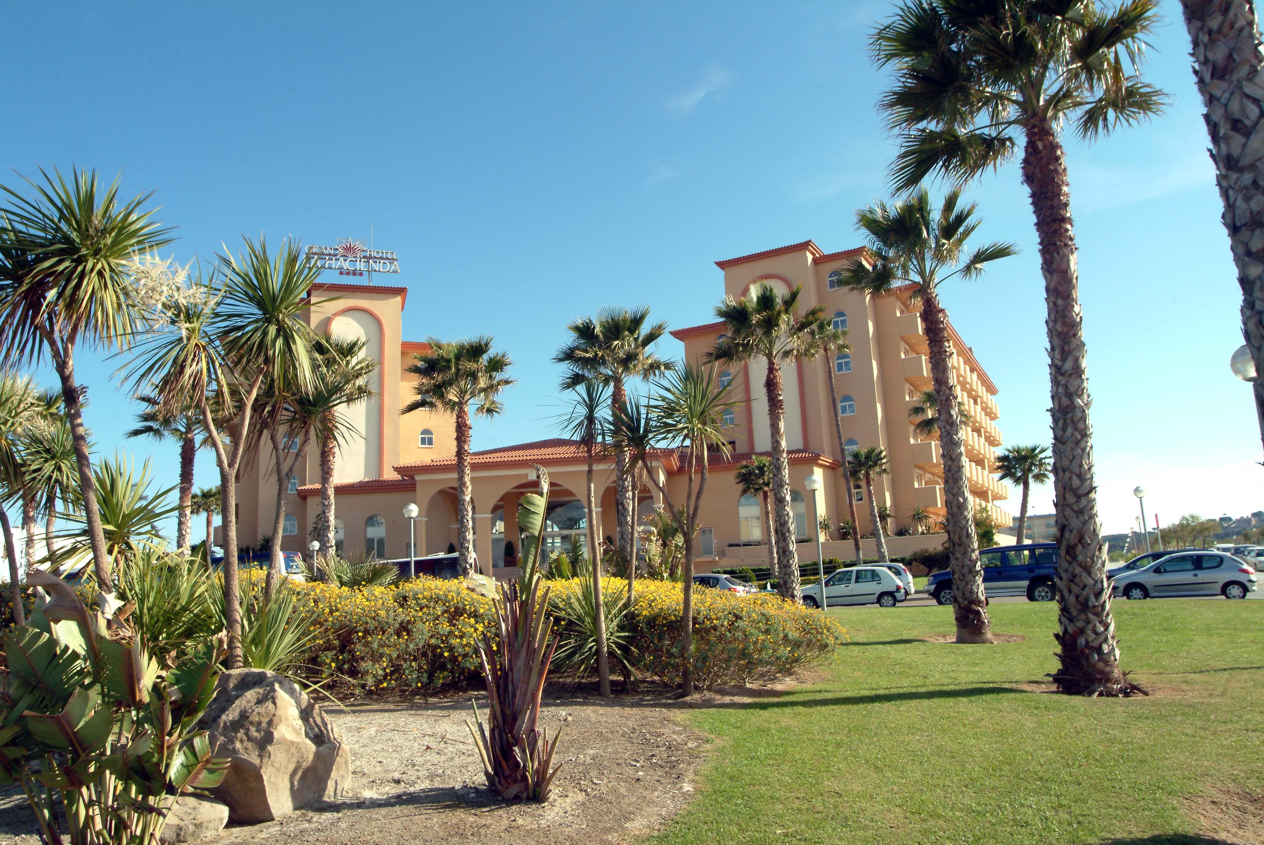 Ohtels La Hacienda Hotel La Pineda Buitenkant foto